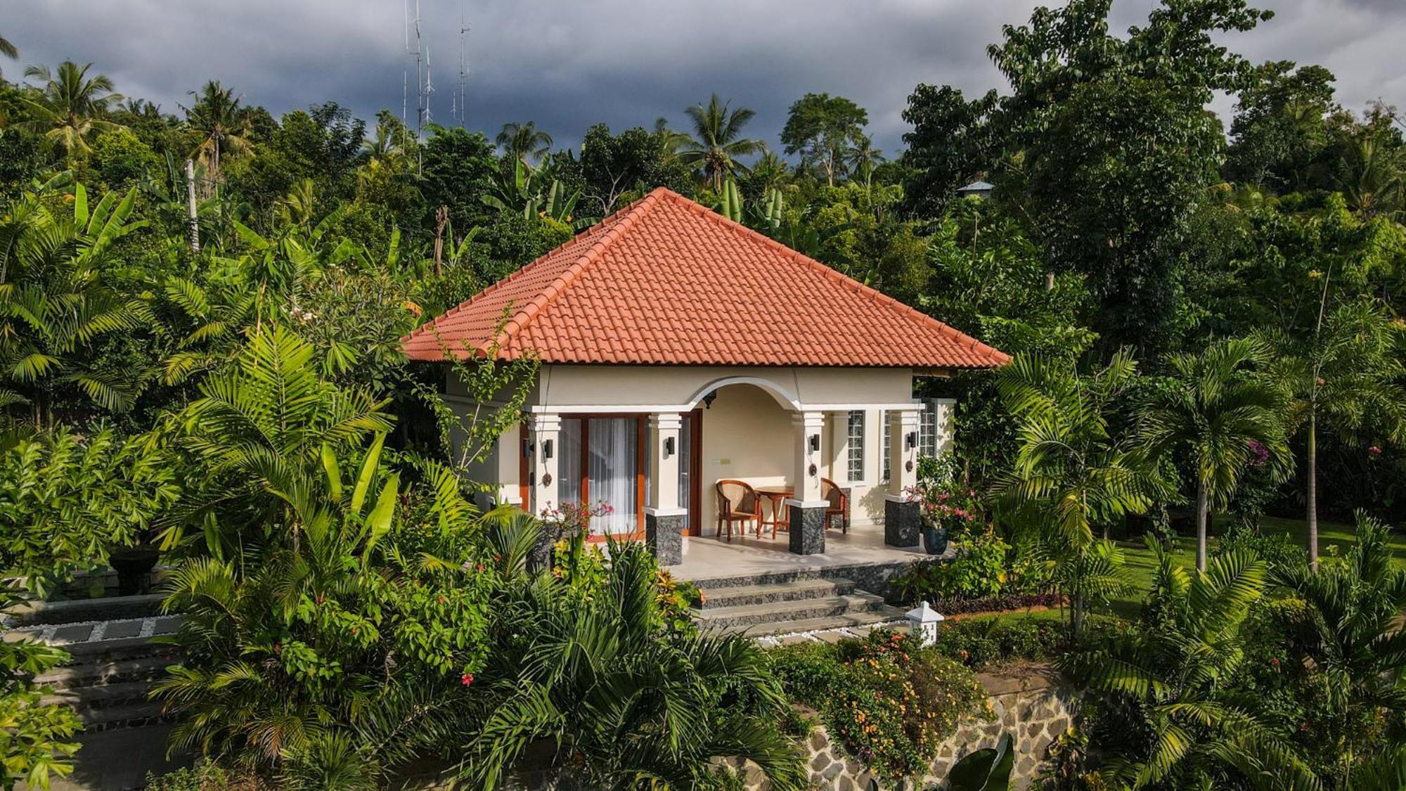 Villa Mata Hari Panji Exterior photo