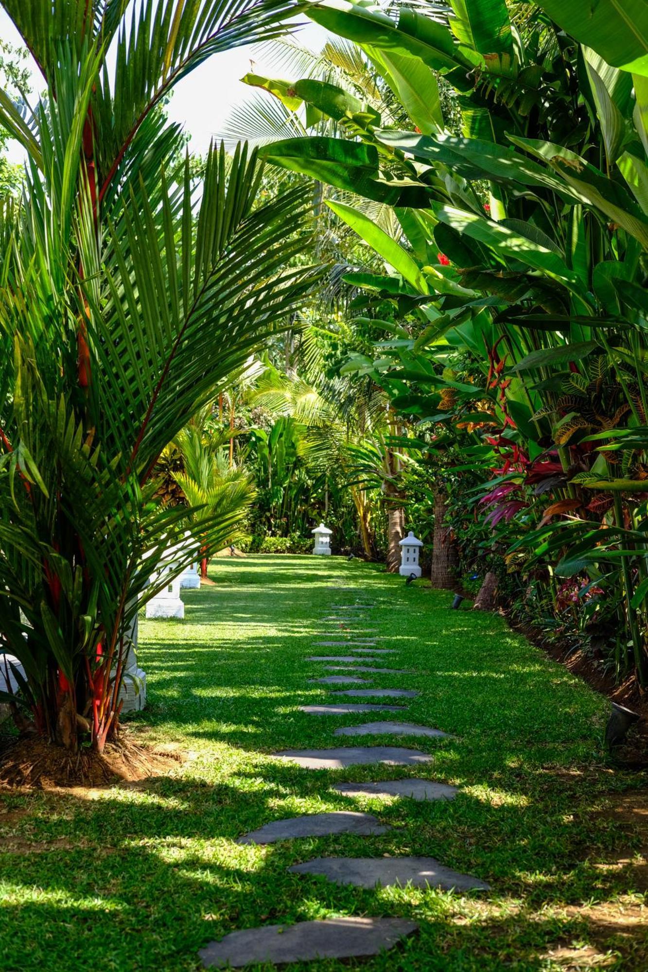 Villa Mata Hari Panji Exterior photo