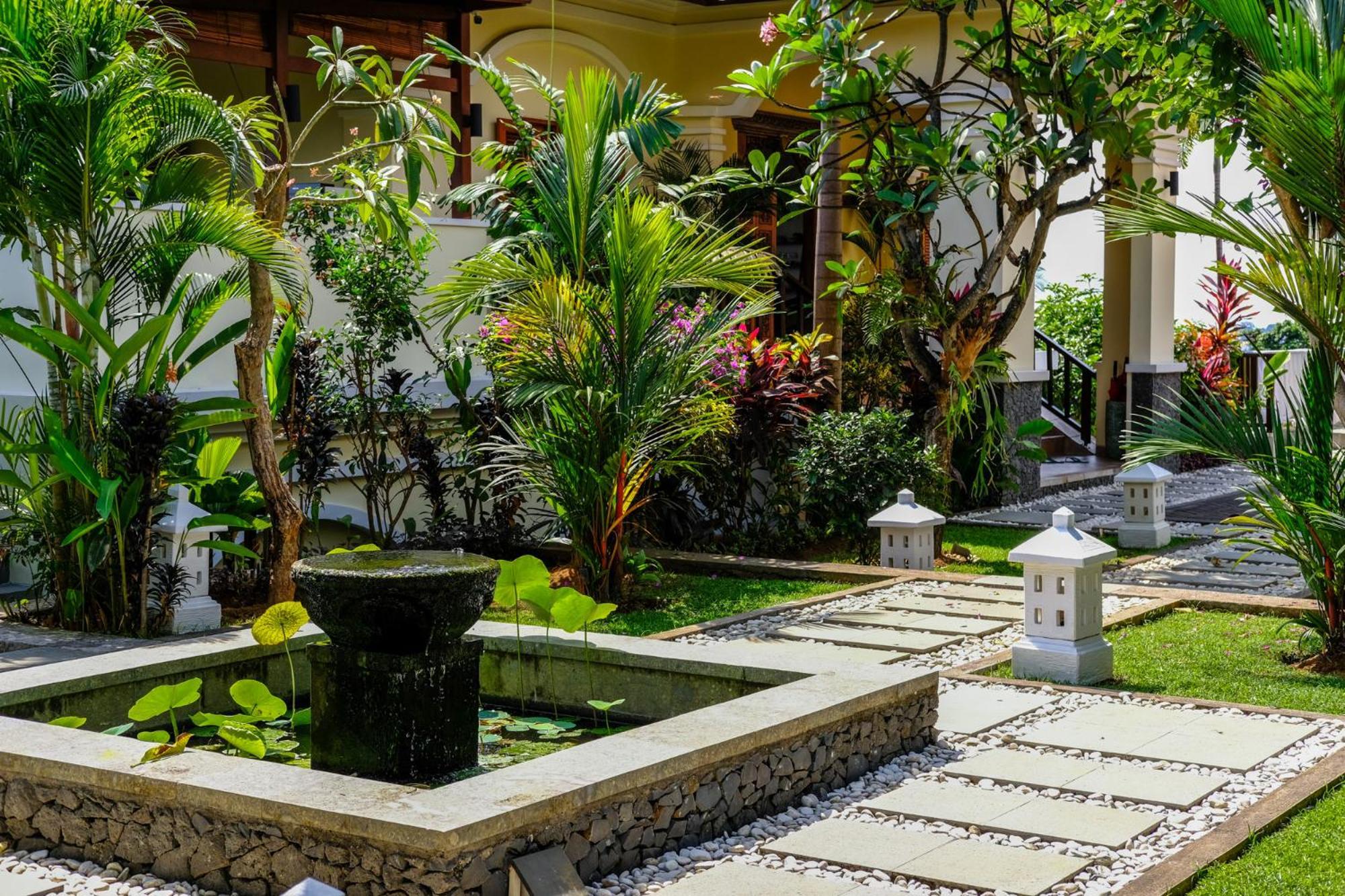 Villa Mata Hari Panji Exterior photo
