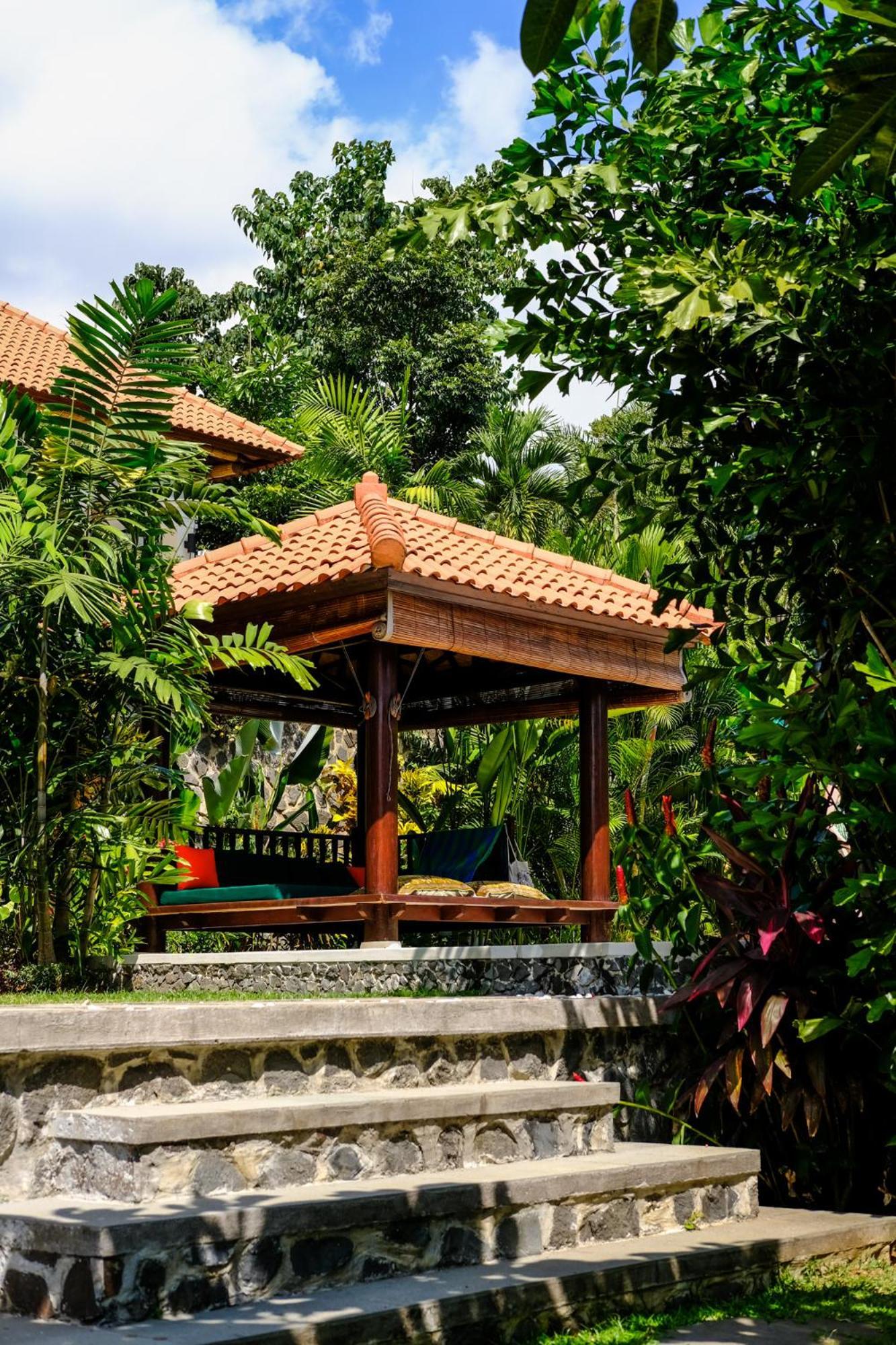 Villa Mata Hari Panji Exterior photo