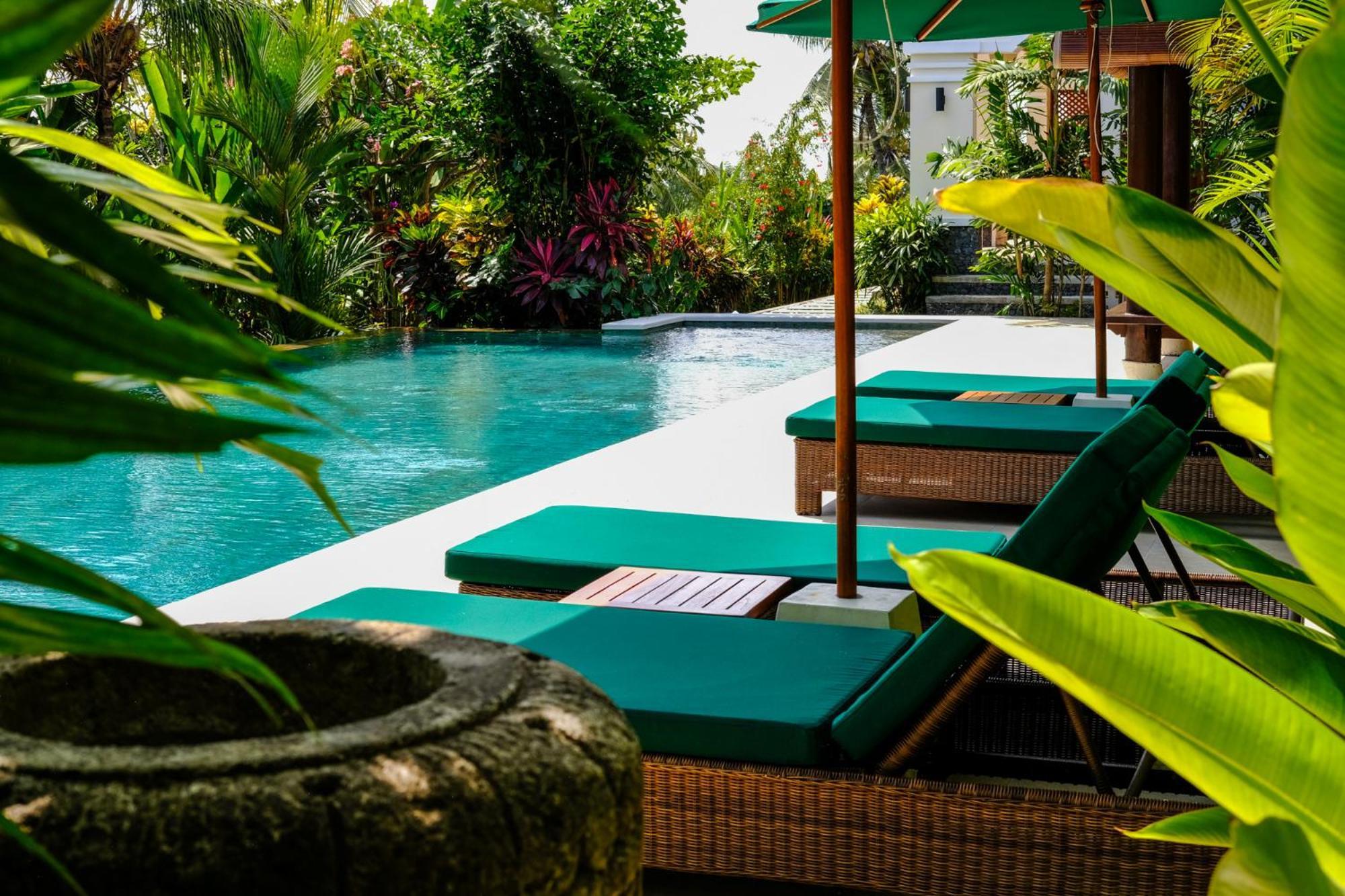 Villa Mata Hari Panji Exterior photo