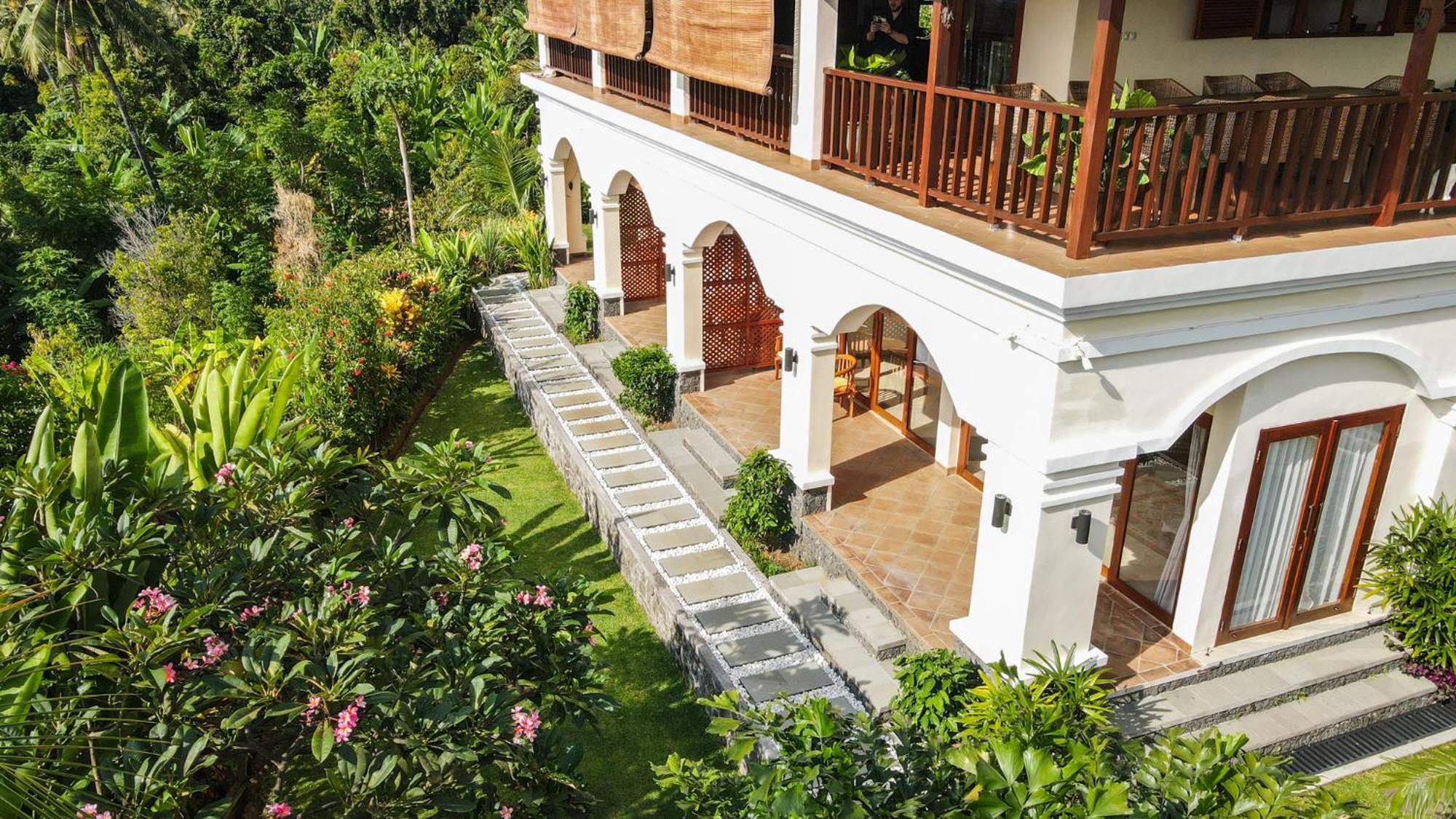 Villa Mata Hari Panji Exterior photo