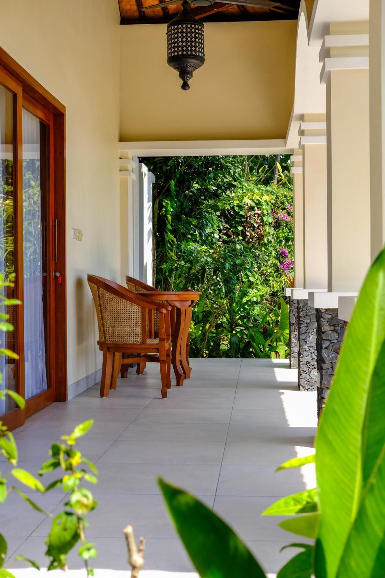 Villa Mata Hari Panji Exterior photo